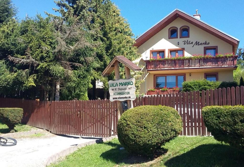 Vila Marko Нова-Лесна Экстерьер фото